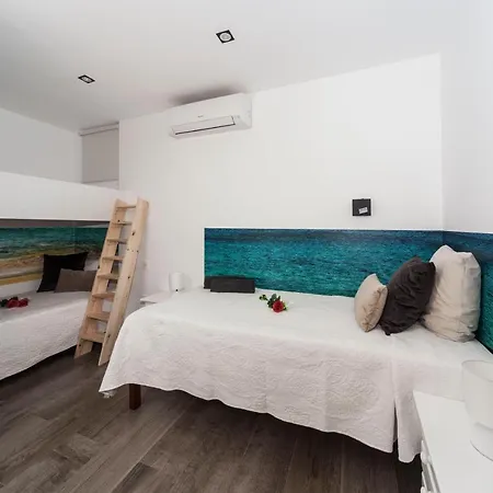 Volcanes Luxury Views * Puerto del Carmen (Lanzarote)
